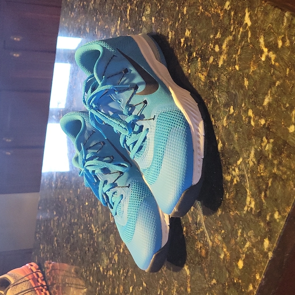 Nike mens shoes